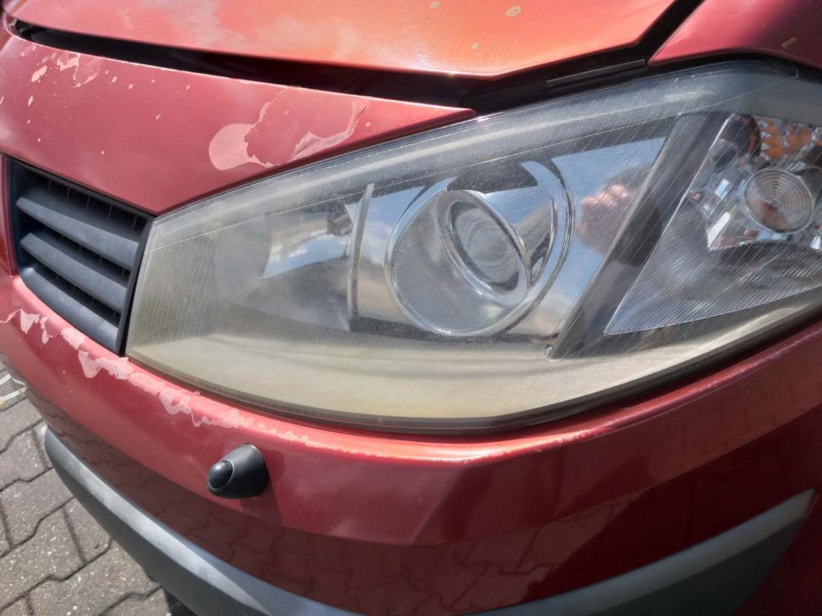 Renault Cabrio 2 Cabriolet original Xenonscheinwerfer vorn links vergilbt Bj.2005